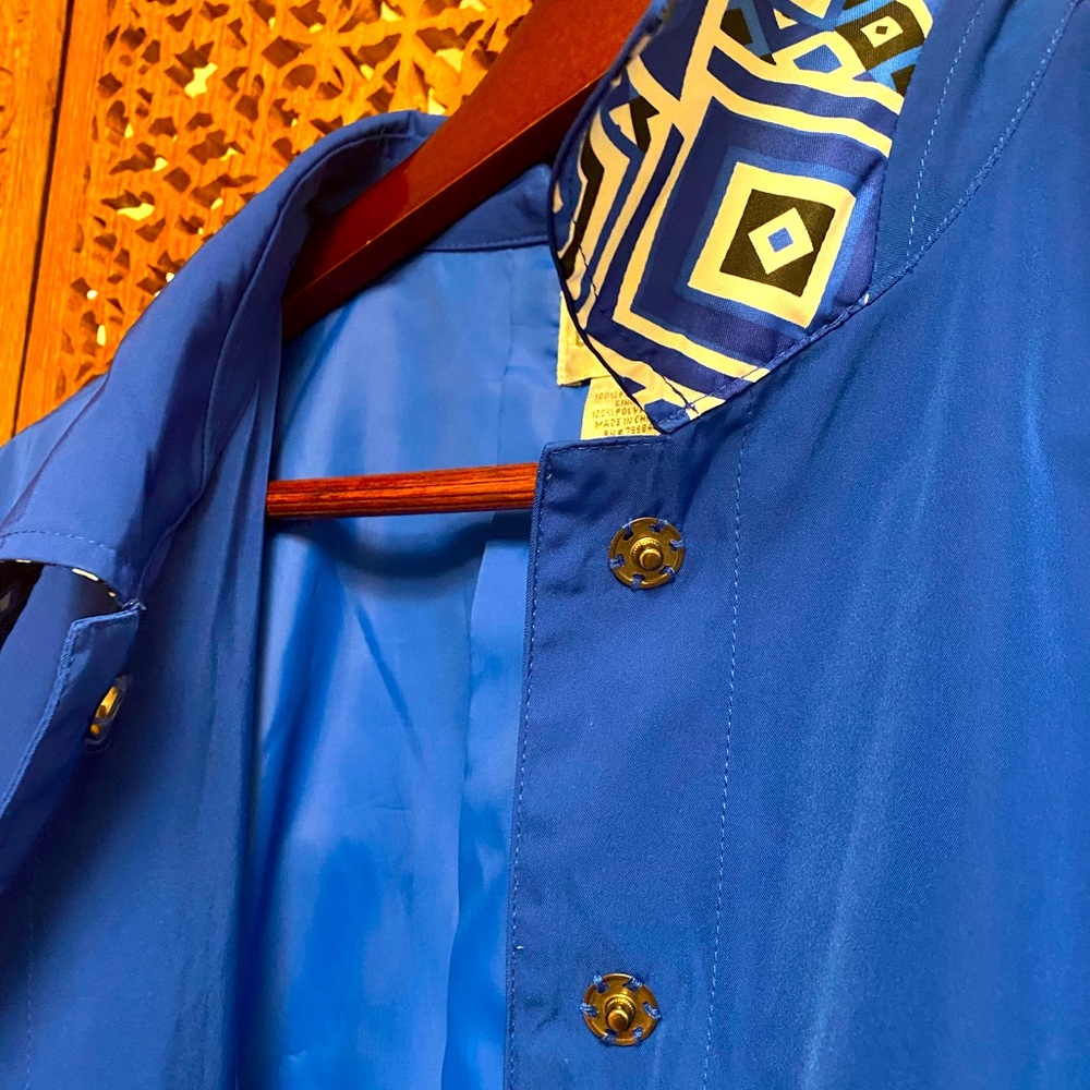 🚺 Chico’s Royal Blue Jacket - Picture 2 of 8